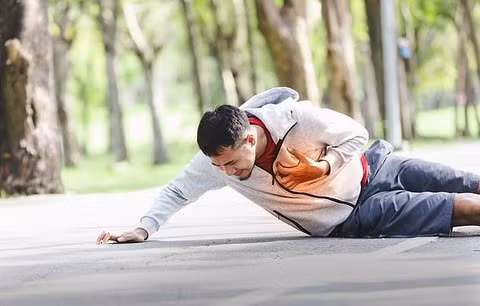 Tập luyện, vận động gắng sức rất dễ gây ra tình trạng đột tử.
