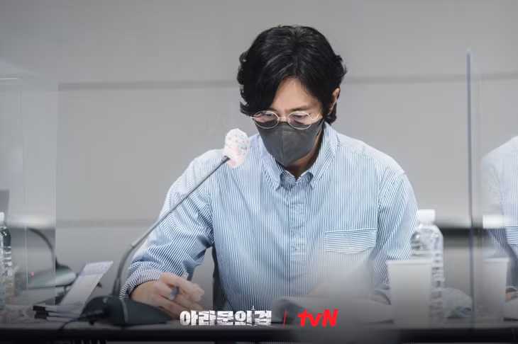 Jang Dong Gun gây xôn xao về ngoại hình khi trở lại màn ảnh sau bê bối mua dâm. Ảnh: tvN