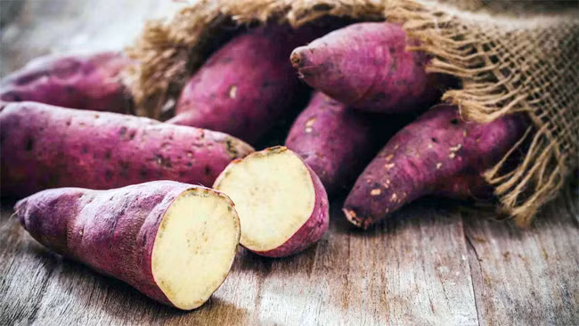 Trong khoai lang có nhiều chất dinh dưỡng tốt cho sức khỏe. Ảnh: Naturally Yours