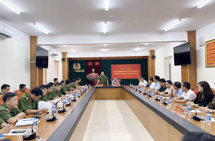 Quang cảnh hội nghị.