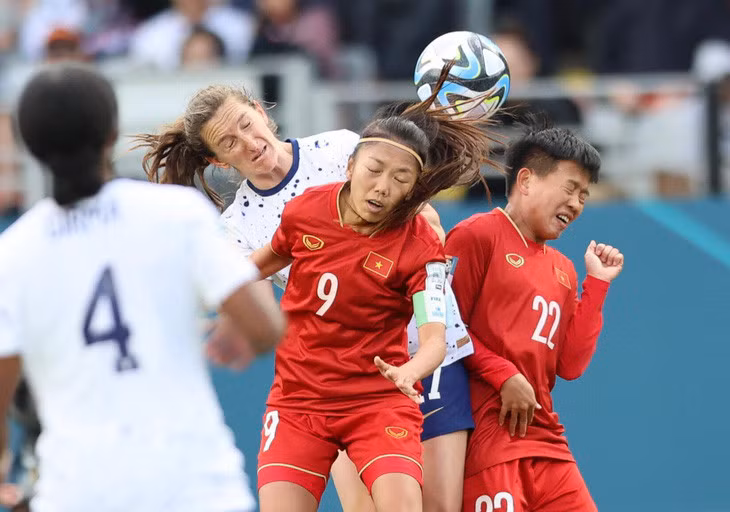 Tuyển nữ Việt Nam để thua Mỹ 0-3 trong trận ra quân World Cup nữ 2023 - Ảnh: ĐỨC ĐỒNG