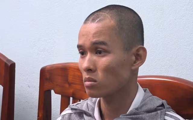Đối tượng Nguyễn Công Minh cầm đầu băng nhóm mua bán, tàng trữ, sử dụng trái phép vũ khí, vật liệu nổ.