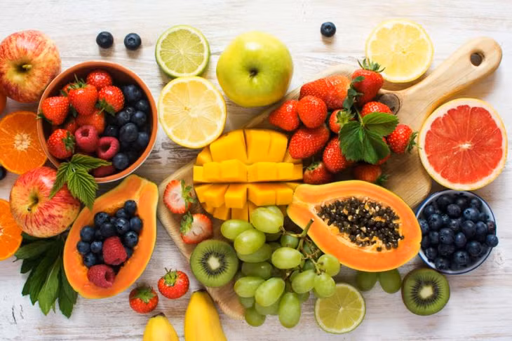 Thường xuyên tiêu thụ thực phẩm giàu vitamin và khoáng chất có thể giúp ngăn ngừa một số bệnh về mắt và bảo vệ thị lực.