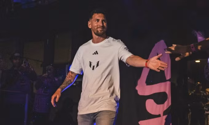 Messi trong lễ ra mắt tại sân DRV PNK tối 16/7. Ảnh: Inter Miami