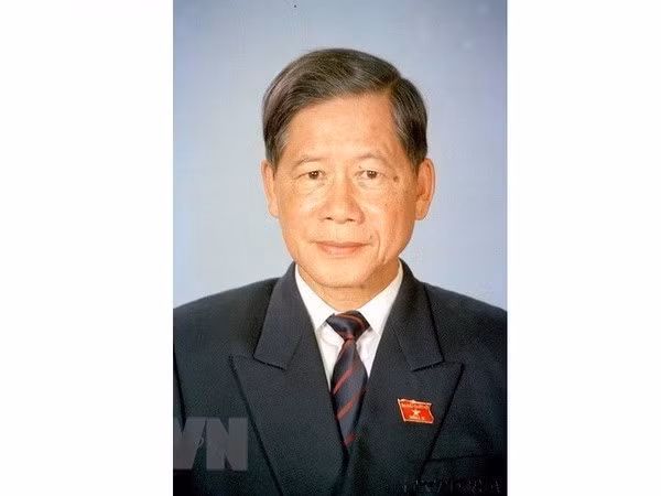 To chuc Le tang dong chi Nguyen Khanh theo nghi thuc cap Nha nuoc hinh anh 1
