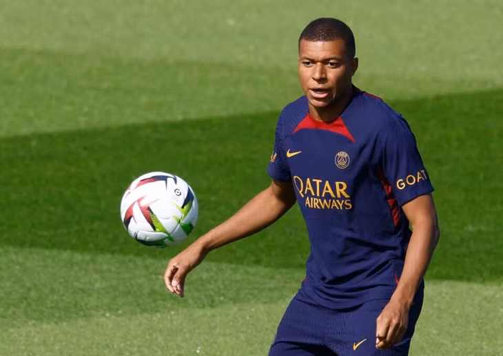 Mbappe sẽ không đi du đấu cùng PSG