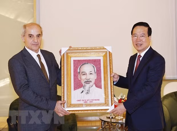 Chu tich nuoc Vo Van Thuong tiep lanh dao cac chinh dang tai Italy hinh anh 1