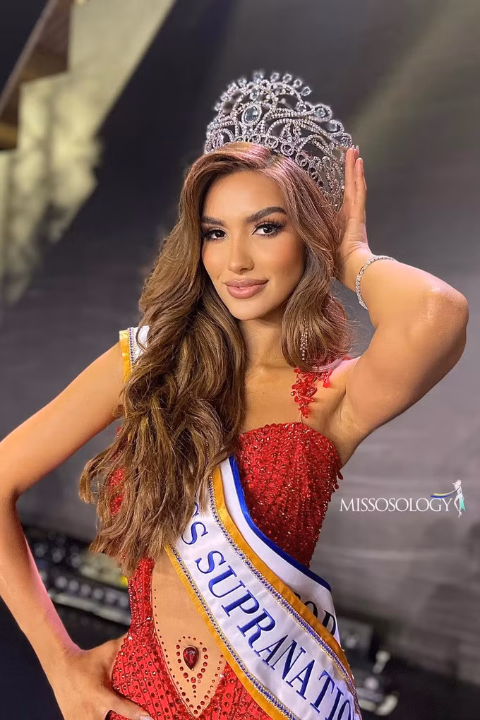 Andrea Aguilera từng là Á hậu 1 cuộc thi Hoa hậu Hòa bình Thế giới 2021 nhưng quyết định từ bỏ vương miện để tham dự Hoa hậu Siêu quốc gia 2023 (Ảnh: Missosology).
