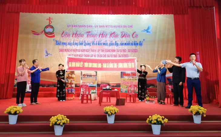 Các đoàn mang đến Liên hoan các thể loại: Ca; múa - dân vũ và tiểu phẩm.
