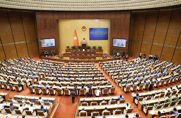Chu tich Quoc hoi chu tri Dien dan nguoi lao dong nam 2023 hinh anh 1