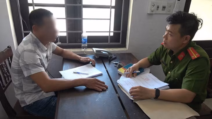 Công an đang lấy lời khai đối với Trần Ngọc Vinh.