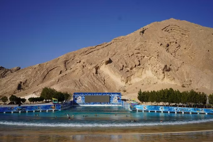 Công viên giữa sa mạc. Ảnh: Al Ain Adventure Park