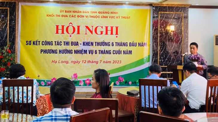 Quang cảnh hội nghị