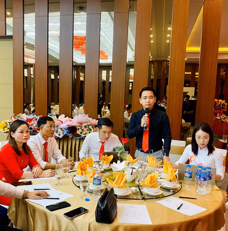 Đại diện Công ty CP Phát triển Công nghệ CYBER LOGISTICS (TP Hạ Long) chia sẻ về quá trình khởi nghiệp của doanh nghiệp.