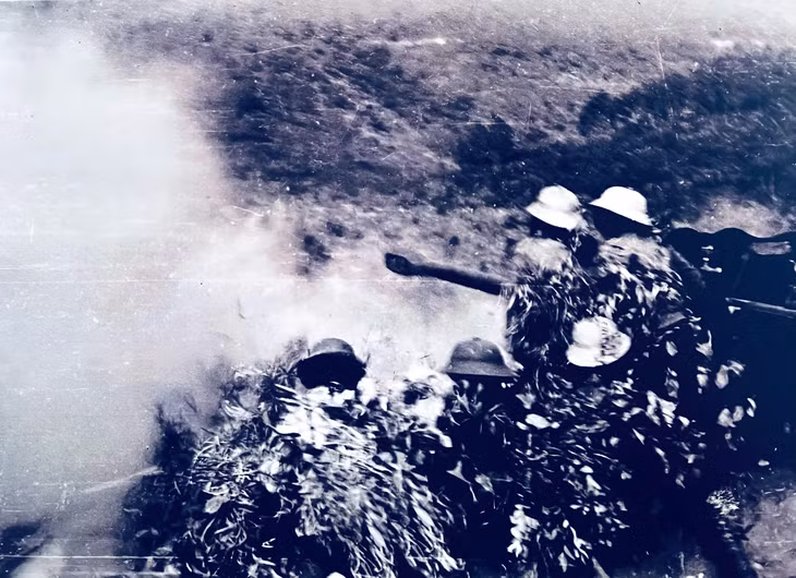 Cuộc chiến đấu bảo vệ biên giới phía Bắc ngày 17-2-1979 tại mặt trận Bình Liêu. Ảnh Đỗ Kha.