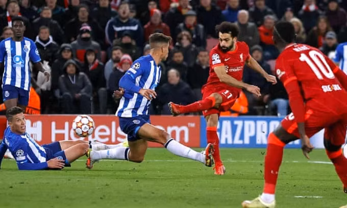 Salah có sáu bàn sau năm trận, ngang Ronaldo và kém Lewandowski hai bàn. Ảnh: Reuters