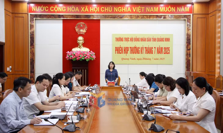Đồng chí Trịnh Thị Minh Thanh, Phó Bí thư Thường trực Tỉnh ủy, Chủ tịch HĐND tỉnh, phát biểu kết luận.