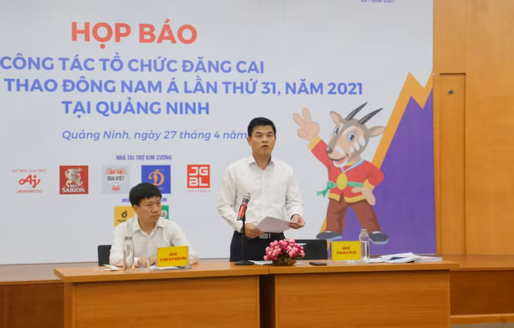 Đại diện Ban Tổ chức đăng cai Đại hội Thể thao Đông Nam Á lần thứ 31 năm 2021 tại Quảng Ninh thông tin tới các cơ quan báo chí, truyền thông về công tác chuẩn bị của tỉnh.