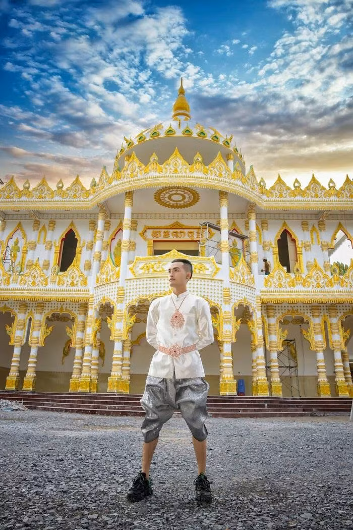 Nơi đây cũng là địa điểm được nhiều bạn trẻ chọn làm nơi lưu lại kỷ niệm trong chuyến du lịch Sóc Trăng. (Ảnh: Jonny Trương Vũ)