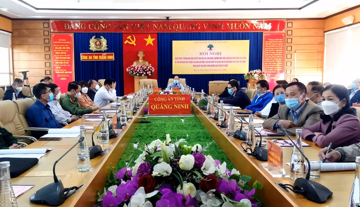 Tại điểm cầu Quảng Ninh.