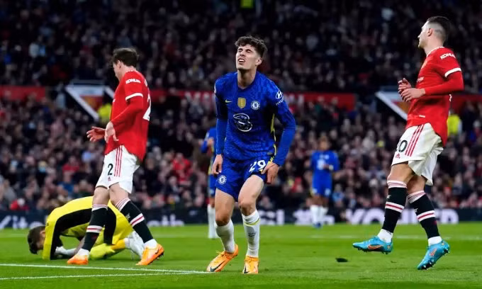 Havertz tiếc nuối sau khi bị De Gea từ chối một cơ hội. Ảnh: PA.