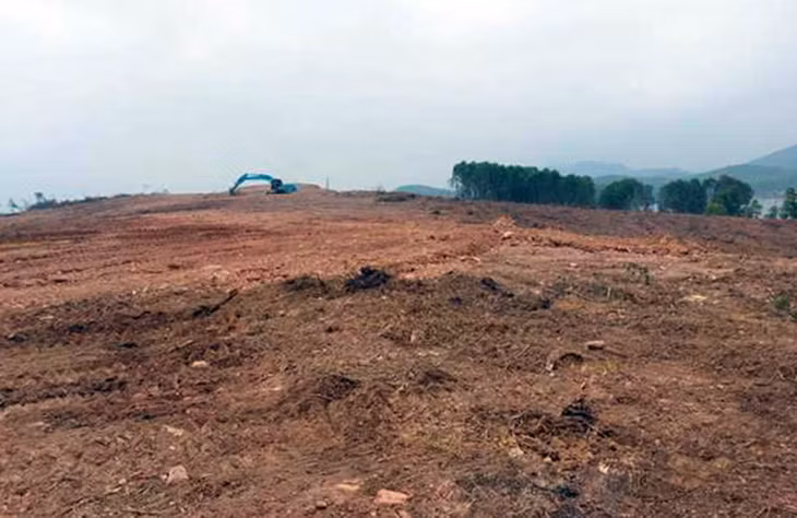 Một phần diện tích đang thực hiện san ủi nằm trong lưu vực hồ Bộc Nguyên.
