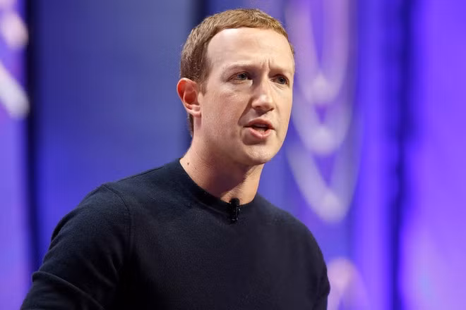 Nhiều người dùng bị khóa tài khoản còn cho rằng đây là trò đùa ngày 1/4 của Mark Zuckerberg. (Ảnh: Getty Images)