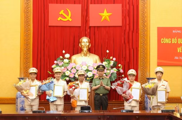 Quyet dinh nhan su tham gia Dang uy, Ban Thuong vu Dang uy Cong an TW hinh anh 1