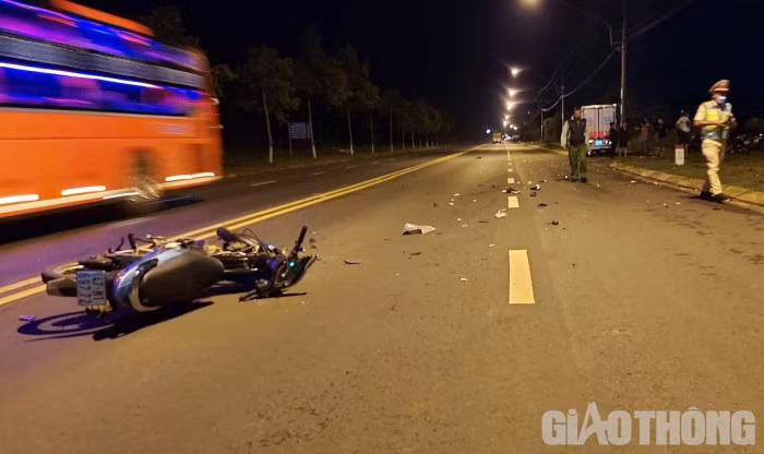 Tai nạn ở Đắk Lắk: Hai người tử vong sau cú đâm xe trực diện 1
