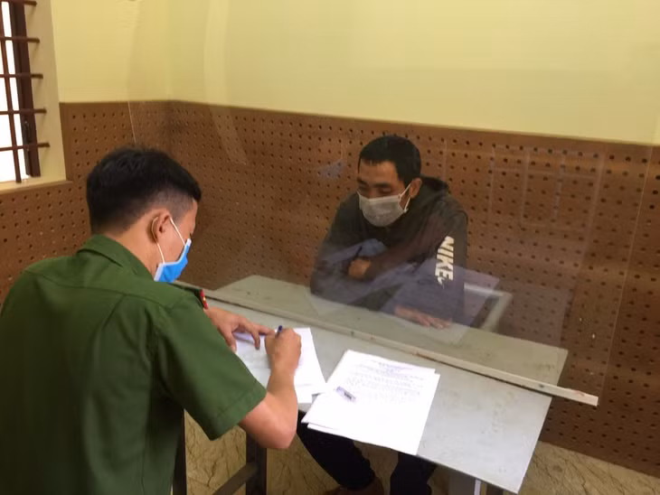 Hướng tại cơ quan điều tra