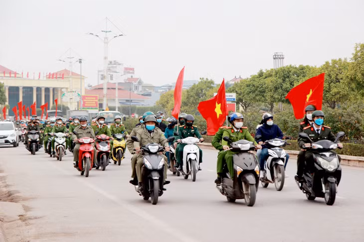 Công an Quảng Ninh ra quân thực hiện đợt cao điểm tấn công, trấn áp tội phạm bảo đảm ANTT Tết Nguyên đán Nhâm Dần 2022.