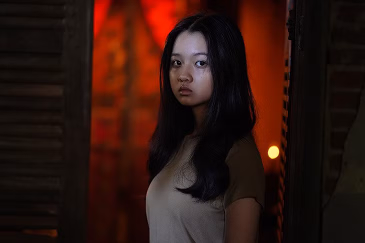 Sau gần một năm, Bóng đè vẫn chưa thể ra mắt khán giả.