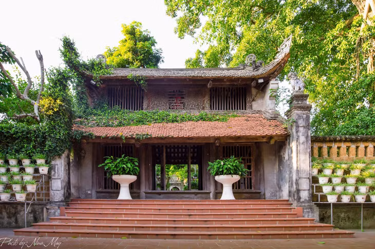 Về làng cổ Đường Lâm, ngắm cảnh yên bình khiến lòng người xao xuyến