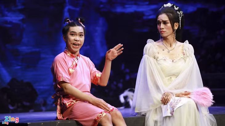 Minh Dự và BB Trần trong một vở kịch của Thế giới Trẻ. Ảnh: Phương Lâm.