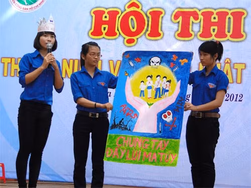 HSSV tuyên truyền phòng chống ma túy
