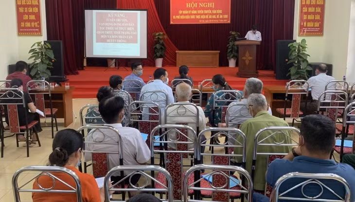 Huyện Hải Hà tổ chức tập huấn kỹ năng tuyên truyền, vận động và phổ biến kiến thức pháp luật thực hiện Quyết định 498/QĐ-TTg cho cán bộ công chức xã, cán bộ thôn, bản.