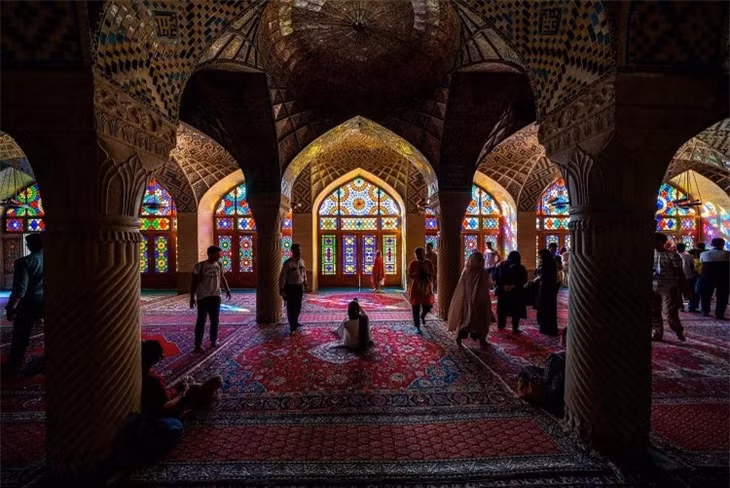 Nhà thờ Hồi giáo Nasir al-Mulk.