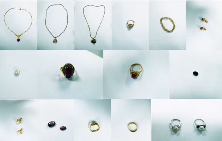 Một phần trang sức tang vật của vụ án.