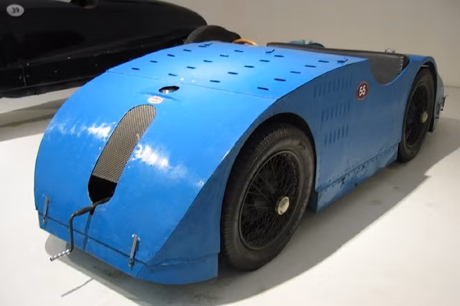 Mẫu xe đua Type 32. Ảnh: CarBuzz.