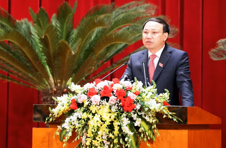 Đồng chí Nguyễn Xuân Ký, Ủy viên BCH Trung ương Đảng, Bí thư Tỉnh ủy, Chủ tịch HĐND tỉnh phát biểu khai mạc kỳ họp.