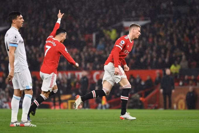 McTominay và Ronaldo cùng nhau tạo nên hai trong ba bàn của Man Utd trận này. Ảnh: Opta