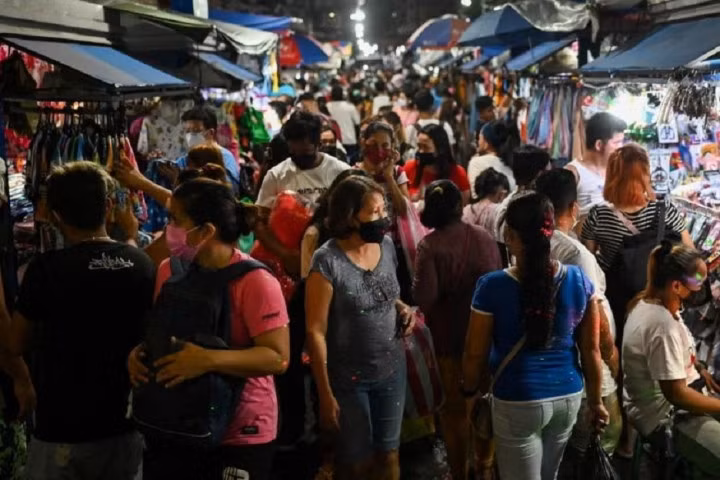 Philippines dừng công bố số ca COVID-19 hàng ngày. (Ảnh: Reuters)