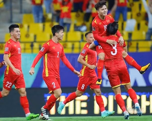 Nhưng chiến tích lọt vào vòng loại thứ 3 World Cup 2022 của tuyển Việt Nam khiến những thất bại, hụt hẫng giảm đi rất nhiều