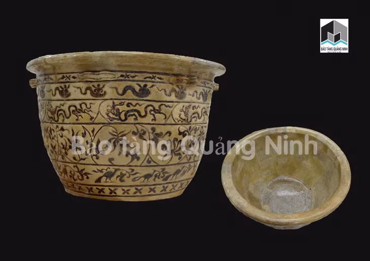 Thống gốm hoa nâu An Sinh thời Trần, thế kỷ 13.