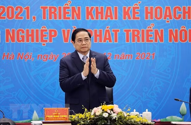 Nong dan la trung tam, nong nghiep la dong luc, nong thon la nen tang hinh anh 2