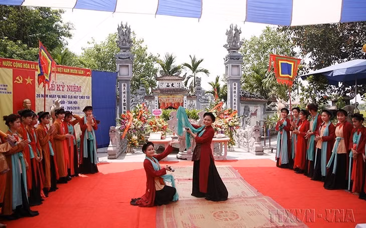Việc làm sống dậy các di sản, di tích cũng là một giải pháp quan trọng. Ảnh: TTXVN