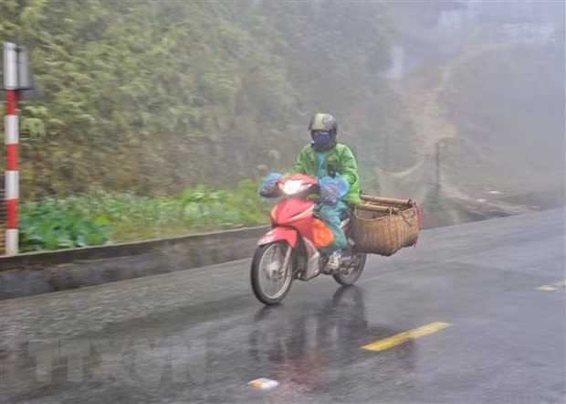 Vung nui Bac Bo co noi ret dam, Ha Noi mua nho vai noi, troi ret hinh anh 1