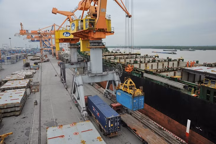 Năm 2021, phấn đấu tăng trưởng xuất khẩu đạt 8%