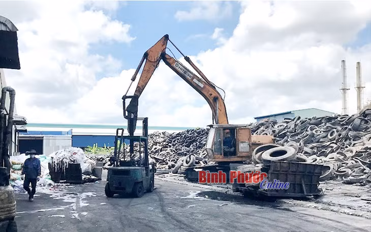 Công nghệ biến chất thải nguy hại như vỏ xe cao su thành dầu FO-R và than hoạt tính của Công ty TNHH TM-DV Công Nghệ Mới