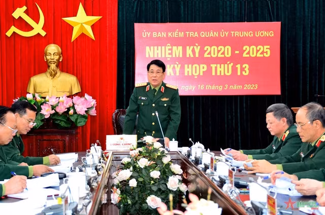 Đại tướng Lương Cường phát biểu chỉ đạo kỳ họp. Ảnh QĐND